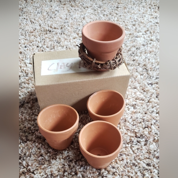 4 clay terracotta mini pots - Picture 1 of 2